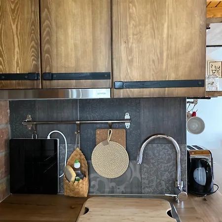 Atifa Apartment
